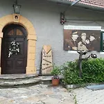Kultur Weingut Kaestenburg * Ratsch an der Weinstraße
