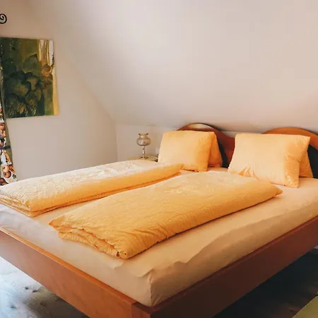 منزل ريفي Kultur Weingut Kaestenburg Ratsch an der Weinstraße