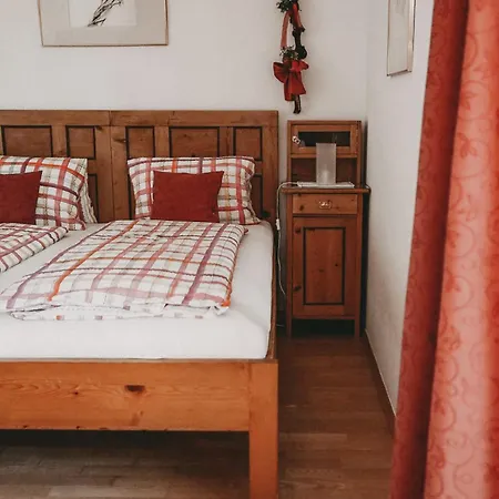 Landsted Kultur Weingut Kaestenburg *