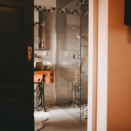 Kultur Weingut Kästenburg Landhaus