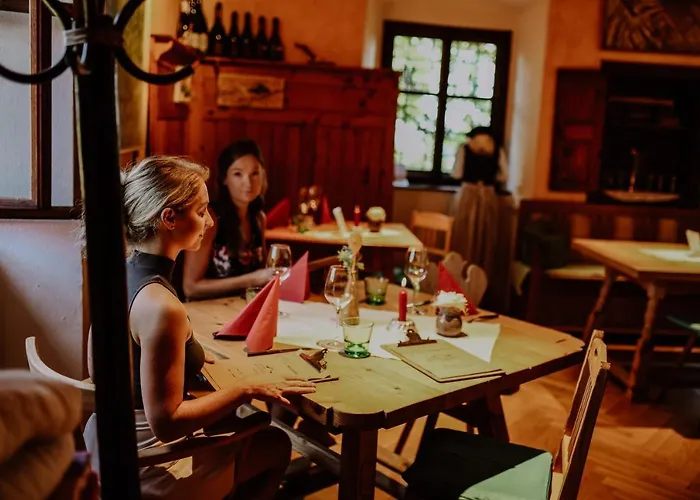 منزل ريفي Kultur Weingut Kaestenburg Ratsch an der Weinstraße