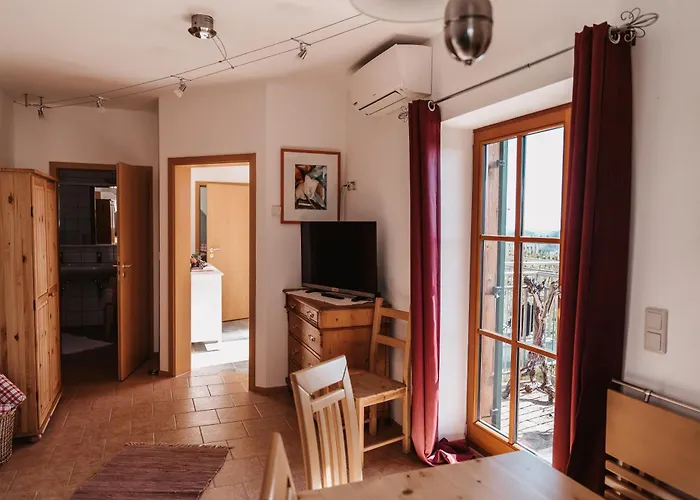 Kultur Weingut Kaestenburg منزل ريفي Ratsch an der Weinstraße